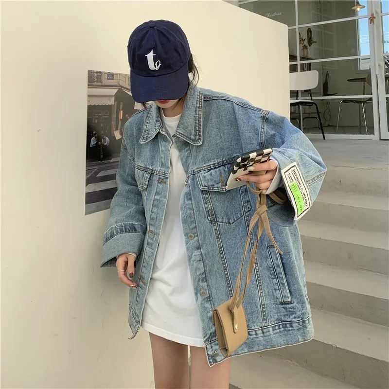 Korean Street Fashion Female - แจ็คเก็ตยีนส์โอเวอร์ไซส์แฟชั่นไฮสตรีท สไตล์เกาหลี แขนยาว ติดกระดุม สำหรับผู้หญิง รุ่นใหม่