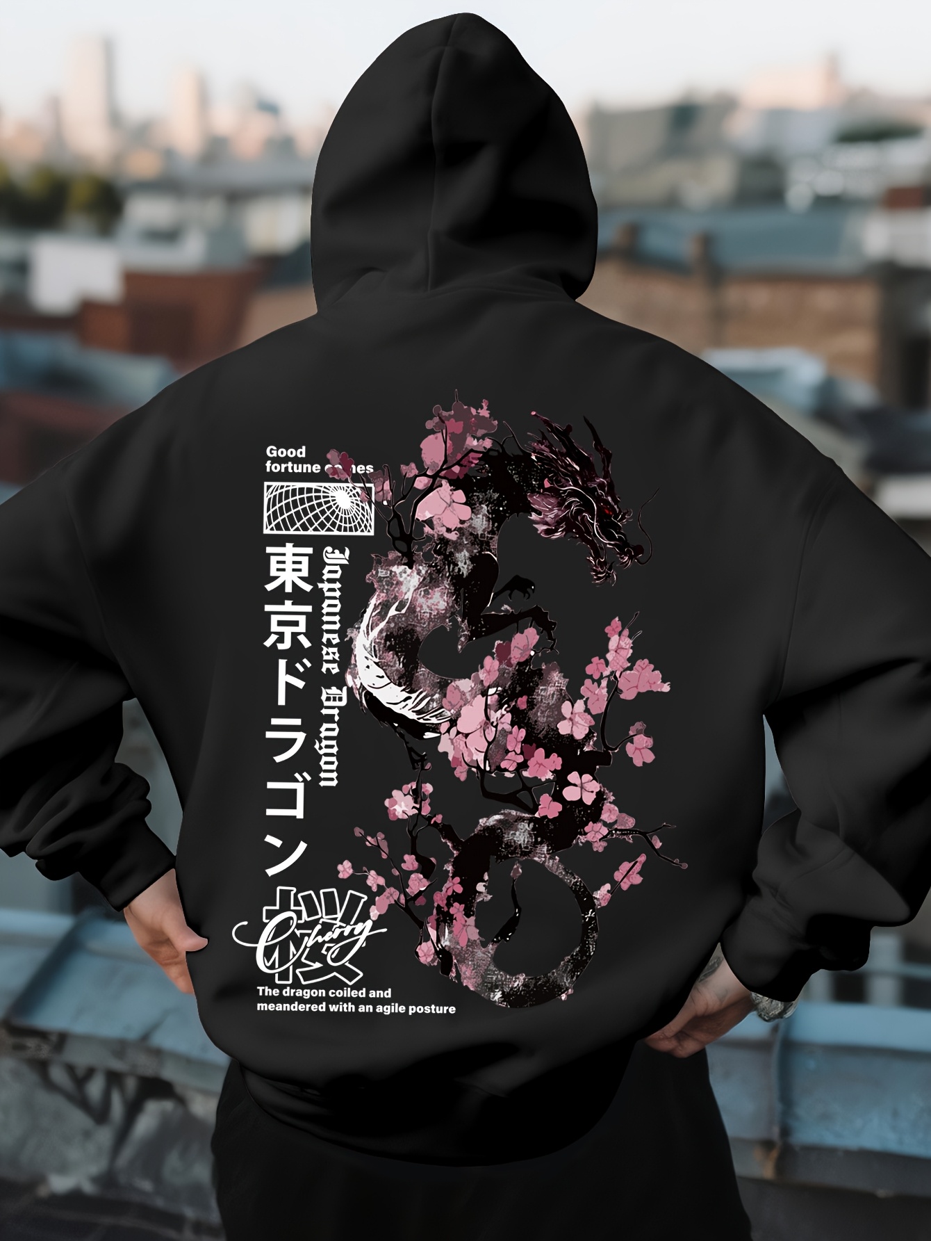 Street Fashion Asian Men - เสื้อฮู้ดดี้สไตล์ฮิปฮอปสำหรับผู้ชาย ลายพิมพ์มังกรญี่ปุ่นและดอกซากุระ สไตล์เรโทร แฟชั่นสตรีทแบบเอเชียลำลอง
