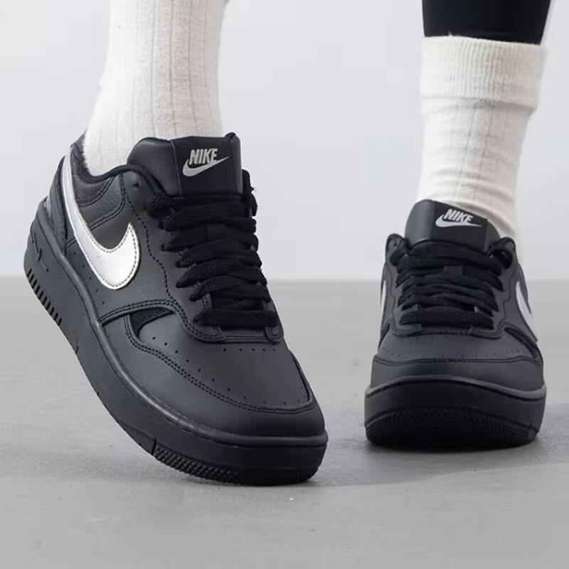 ร้อนแรงประจำปี 2026 Nike Women - Street Fashion Nike บทวิจารณ์และราคา