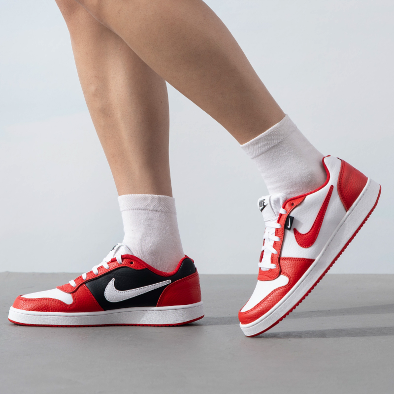 รองเท้าผ้าใบผู้ชาย Nike รุ่น E - Street Fashion Nike บทวิจารณ์และราคา